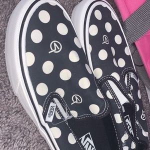 Vans poke a dot